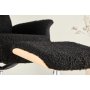 Hagön Liegesessel mit Fußhocker - Schwarzes Schaffellimitat/geölte Eiche
