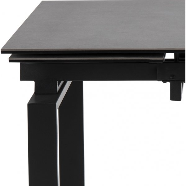 Huddersfield Esstisch 120-200 cm - Schwarz
