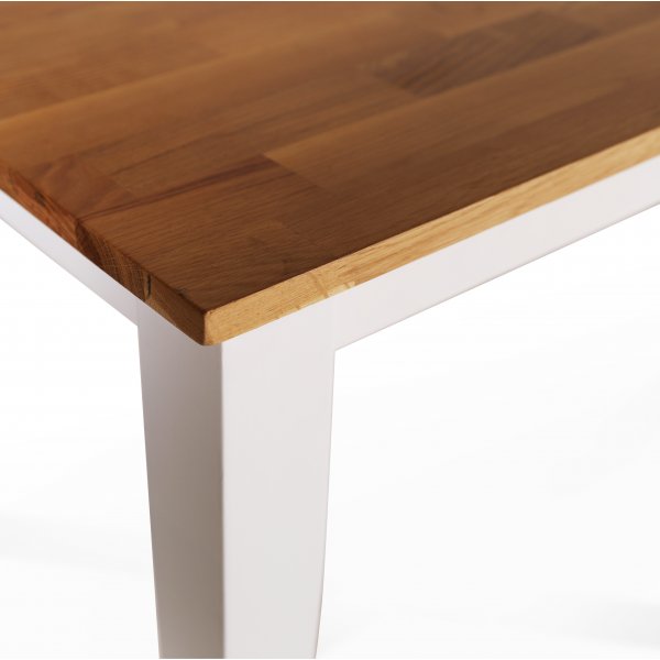 Dalarös Essgruppe 180 cm Tisch weiß/ Eiche + 6 Dalarös Kreuz Essstühle