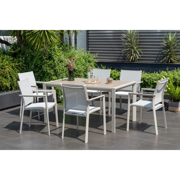Urbanite-Essgruppe mit Esstisch 160 cm und 6 stapelbaren Esszimmerstühlen - Beige