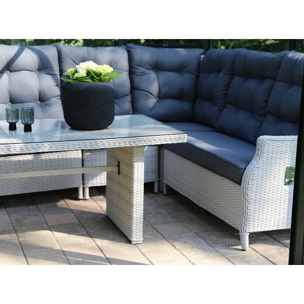 Wembley verstellbares Ecksofa mit Tisch - Leichtes synthetisches Rattan