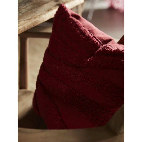 Svea Kissenbezug 45 x 45 cm - Rot
