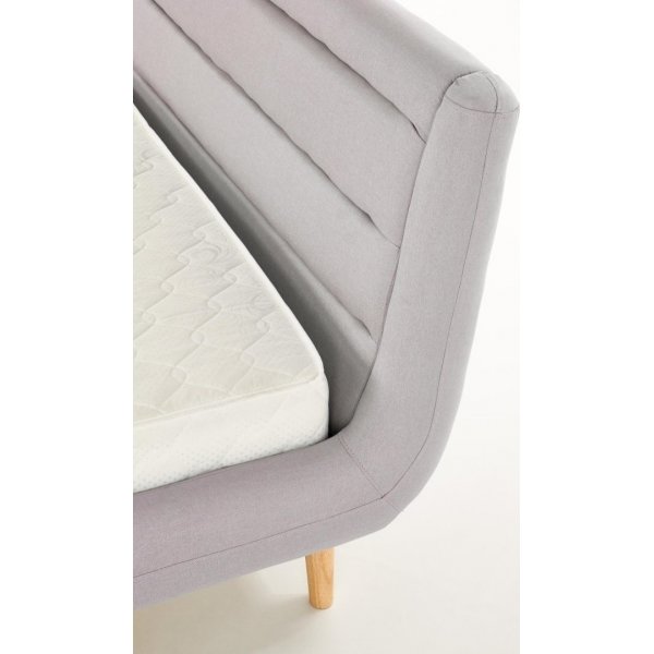 Bettgestell Bernard 140x200 cm aus grauem Stoff
