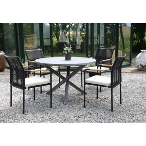 Scottsdale Essgruppe für draußen, runder Tisch mit 4 Skanör Armlehnstühlen - schwarz/Grau/Teak Scottsdale Essgruppe für draußen, runder Tisch mit 4 Skanör Armlehnstühlen - schwarz/Grau/Teak
